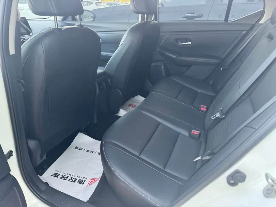 2022 نيسان سيلفي 1.6L XL CVT إصدار استمتع