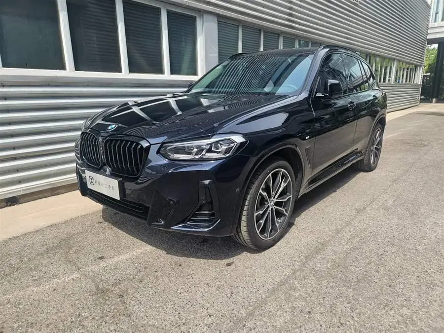 BMW X3 2023 xDrive30i Leading Model M Shadow Package