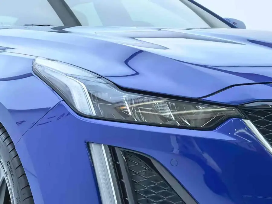 كاديلاك CT5 2020 الطراز المعدل 28T بلاتينيوم سبورت