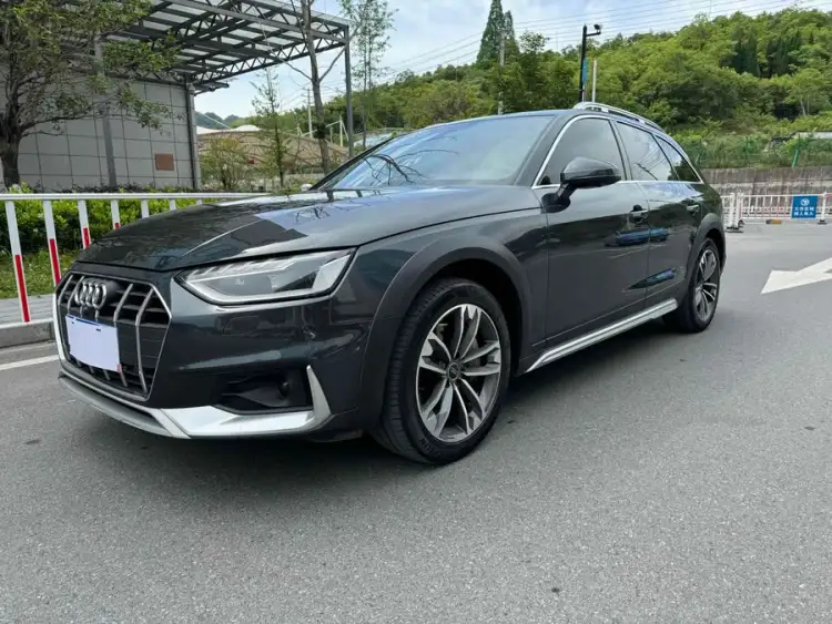 Audi A4 (Imported) 2021 Allroad Quattro Explorer