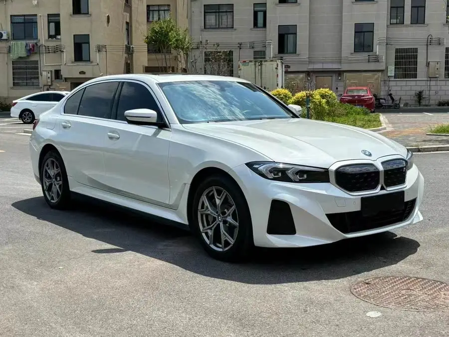 بي إم دبليو i3 2024 eDrive 35 L