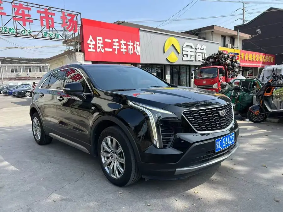 Cadillac XT4 2022 28T Luxury FWD
