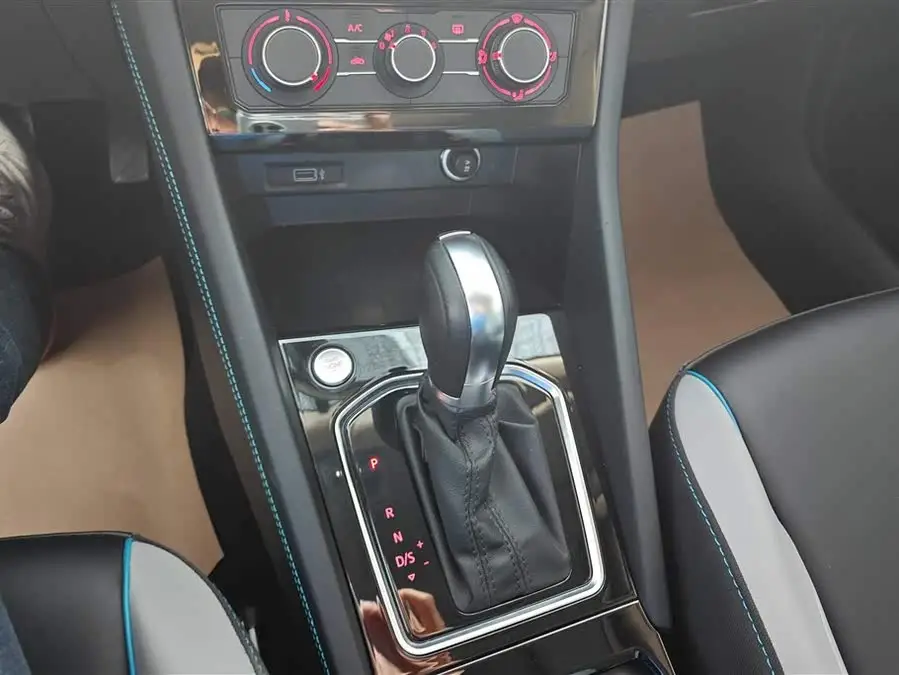 Jetta VS5 2022 Model 280TSI Automatic Entry Level