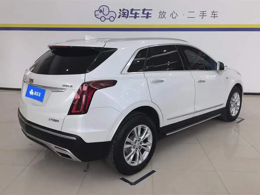 كاديلاك XT5 2021 28T الفاخرة