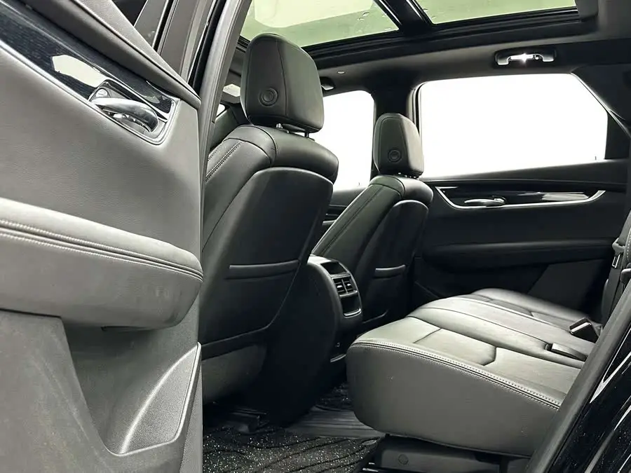 Cadillac XT5 2024 2.0T FWD Luxe