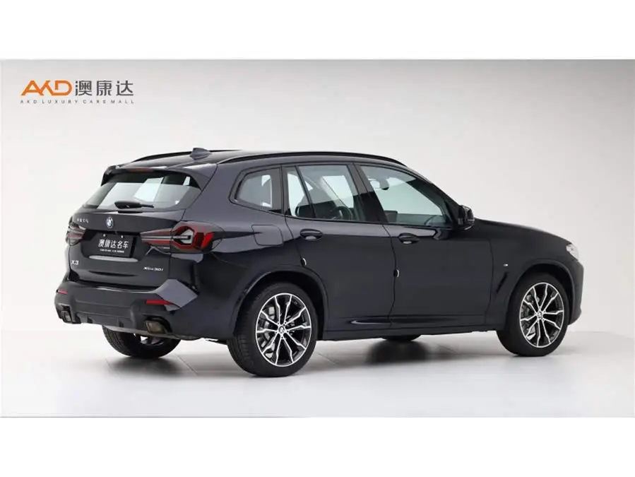 BMW X3 2023 xDrive30i Leading Model M Night Package