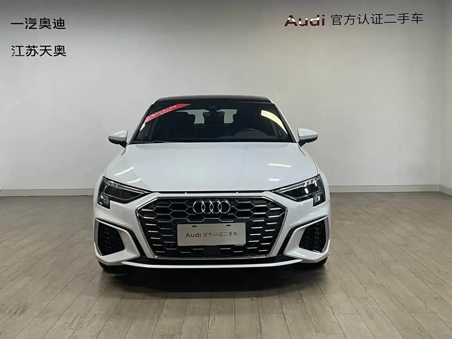 أودي A3 2023 A3L ليموزين 35 TFSI الفاخرة الرياضية