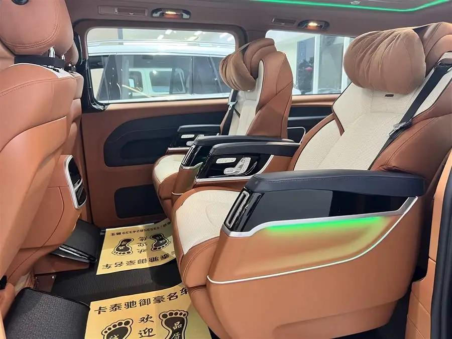 Vito 2023 2.0T Business Edition 7-seater