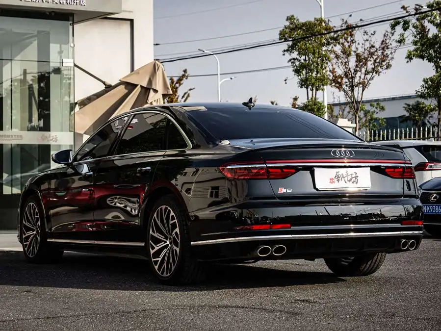 أودي A8 طراز 2021 A8L 60 TFSI quattro الفاخرة
