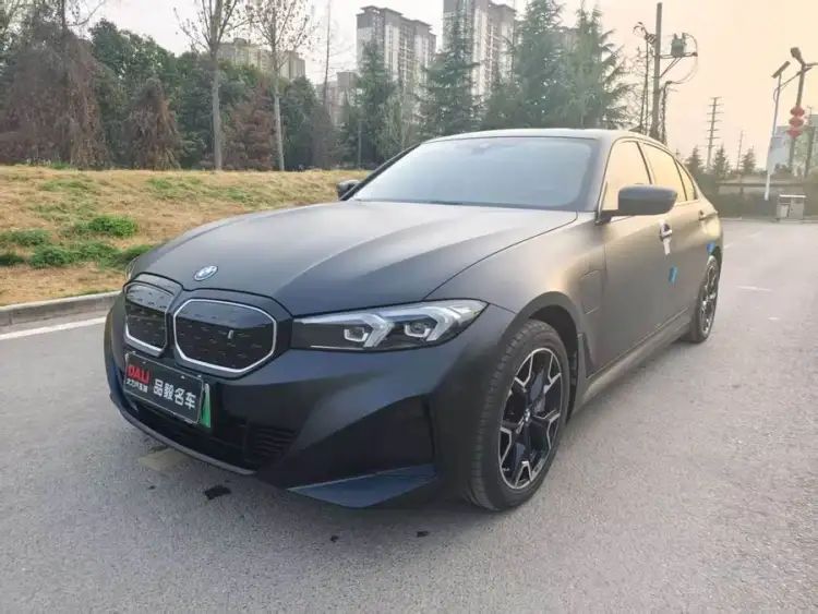 BMW i3 2024 eDrive 40 L Night Package