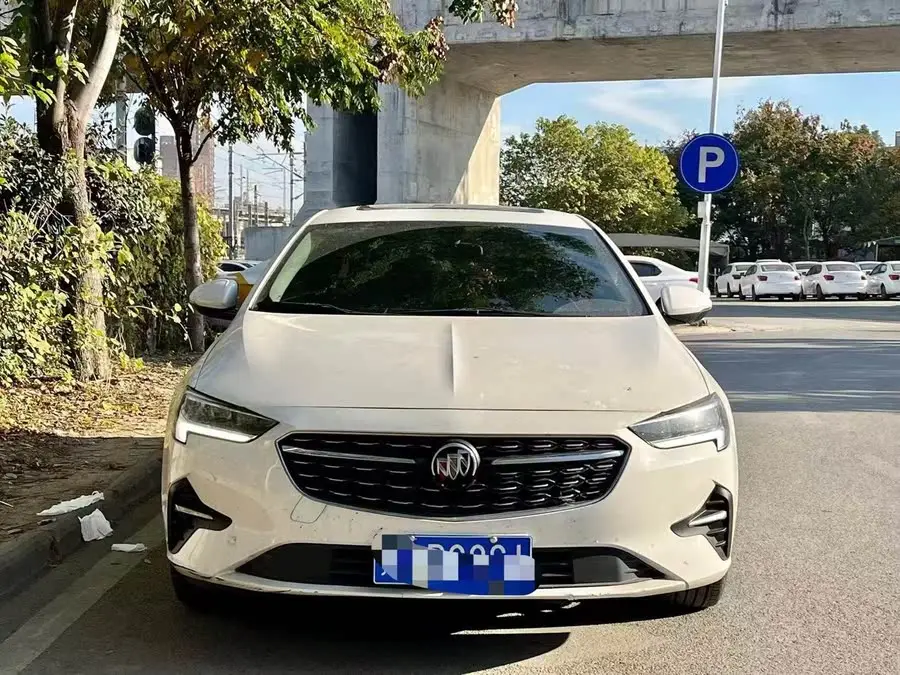 بيوك ريجال 2020 552T الفاخرة