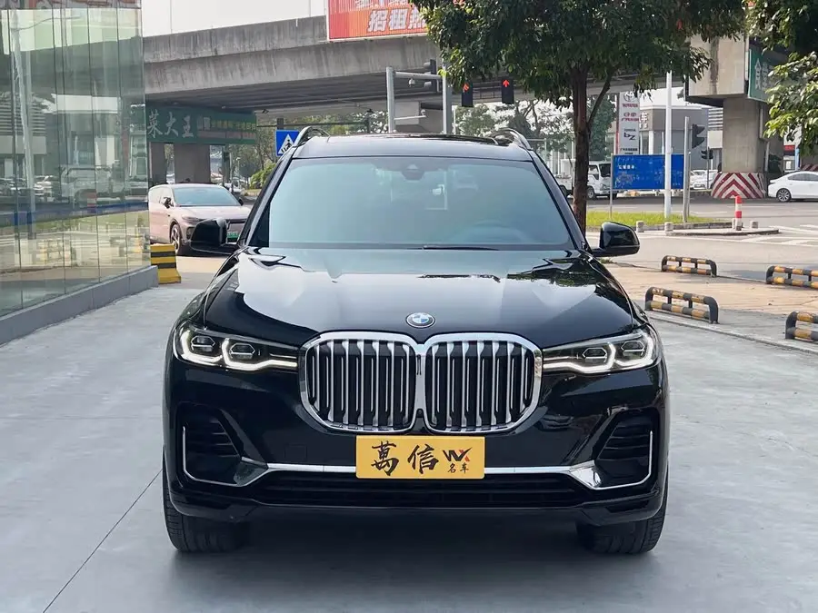 بي إم دبليو X7 2021 xDrive40i باقة فاخرة