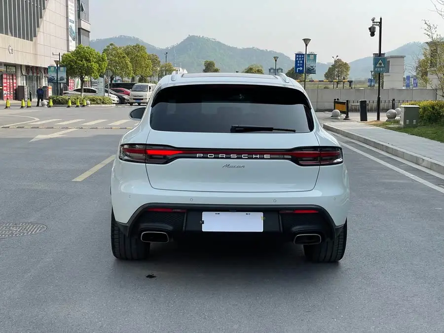 2023 Macan Macan 2.0T