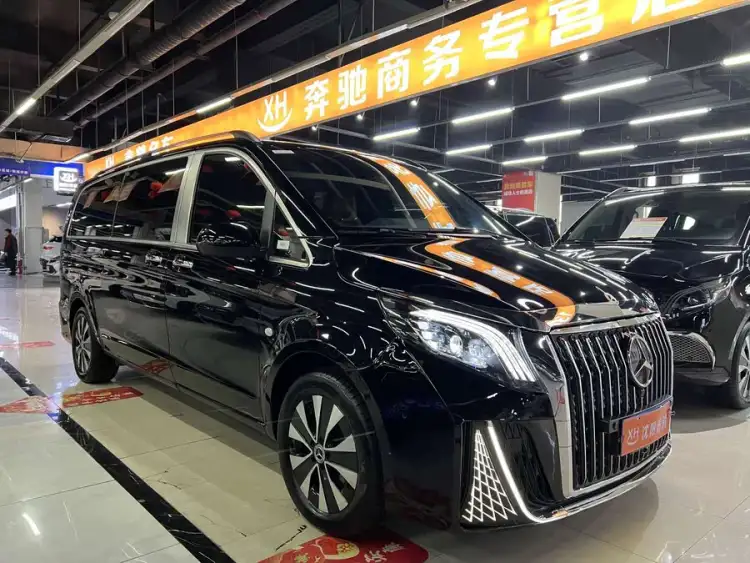 2023 Vito 2.0T Elite Edition 7-seater