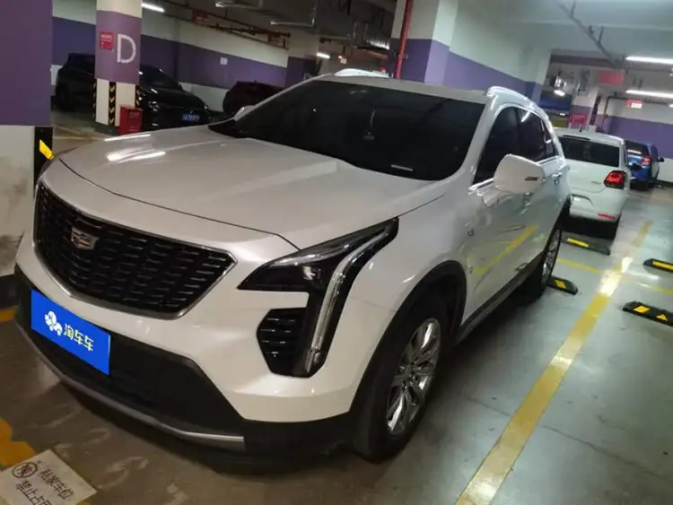 Cadillac XT4 2021 28T FWD Premium
