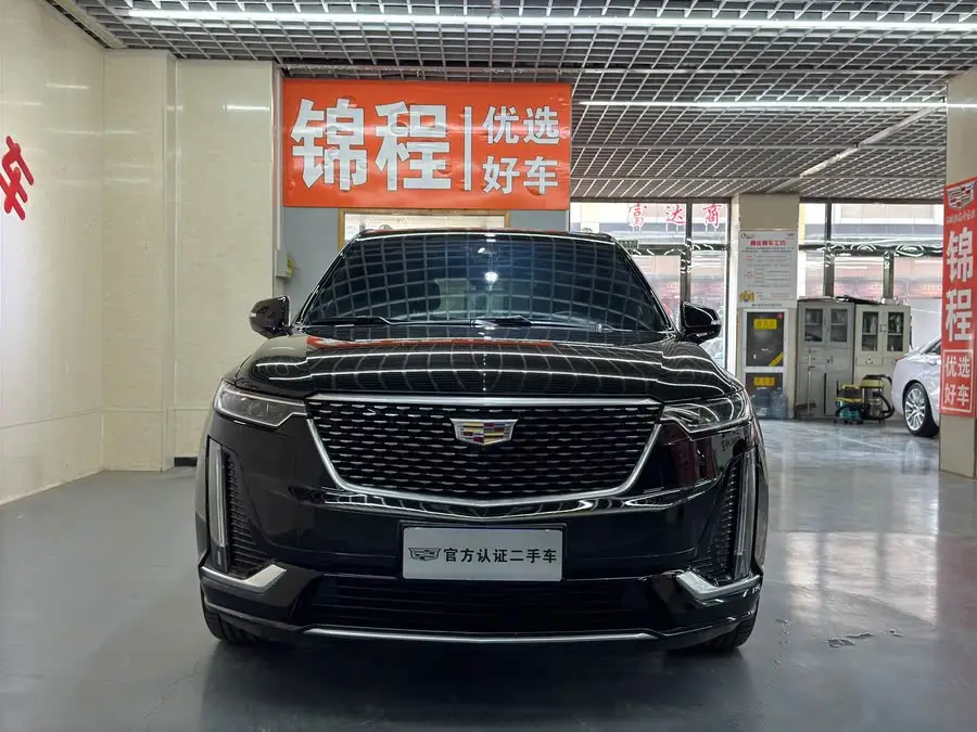 كاديلاك XT6 2022 2.0T ستة مقاعد دفع رباعي فاخر