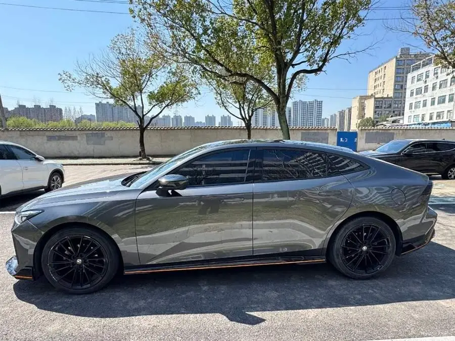 Changan UNI-V 2022 1.5T Sport Edition