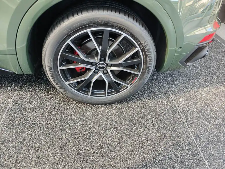 Audi SQ5 2023 3.0 TFSI quattro