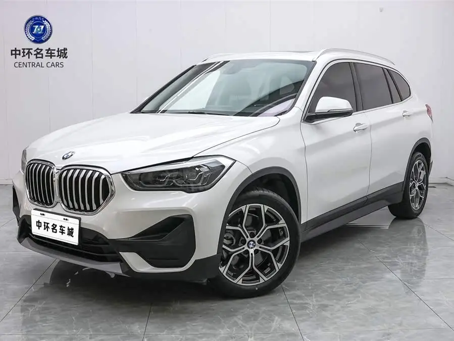 بي إم دبليو X1 2022 sDrive25Li إصدار رائد