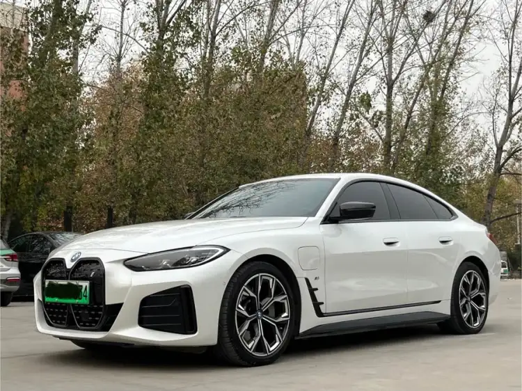 BMW i4 2022 eDrive40