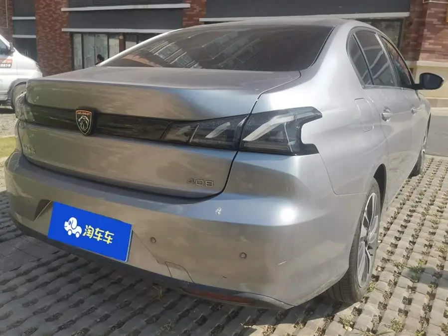 Peugeot 408 2022 1.6T Pursuit Edition