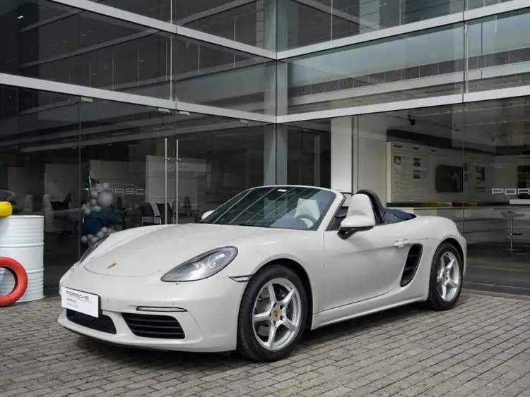 Porsche 718 2022 Model Boxster 2.0T