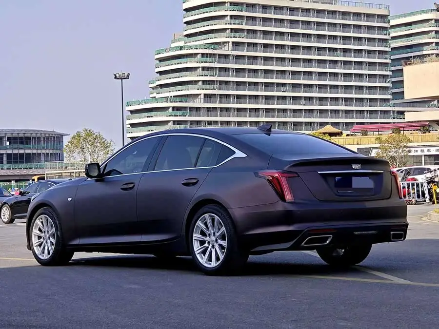 كاديلاك CT5 2021 28T فخمة