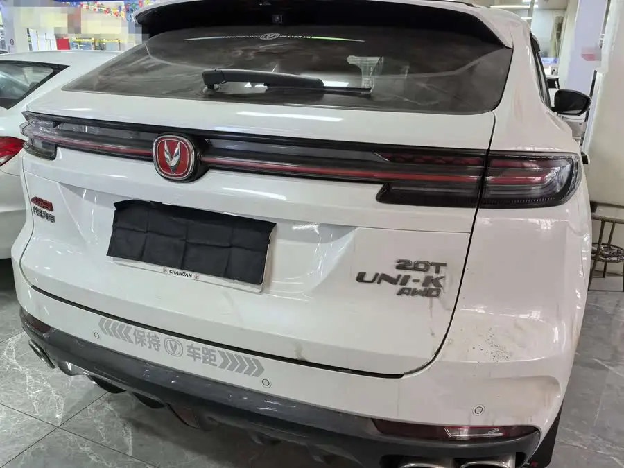 شانجان UNI-K 2021 2.0T دفع رباعي فاخر