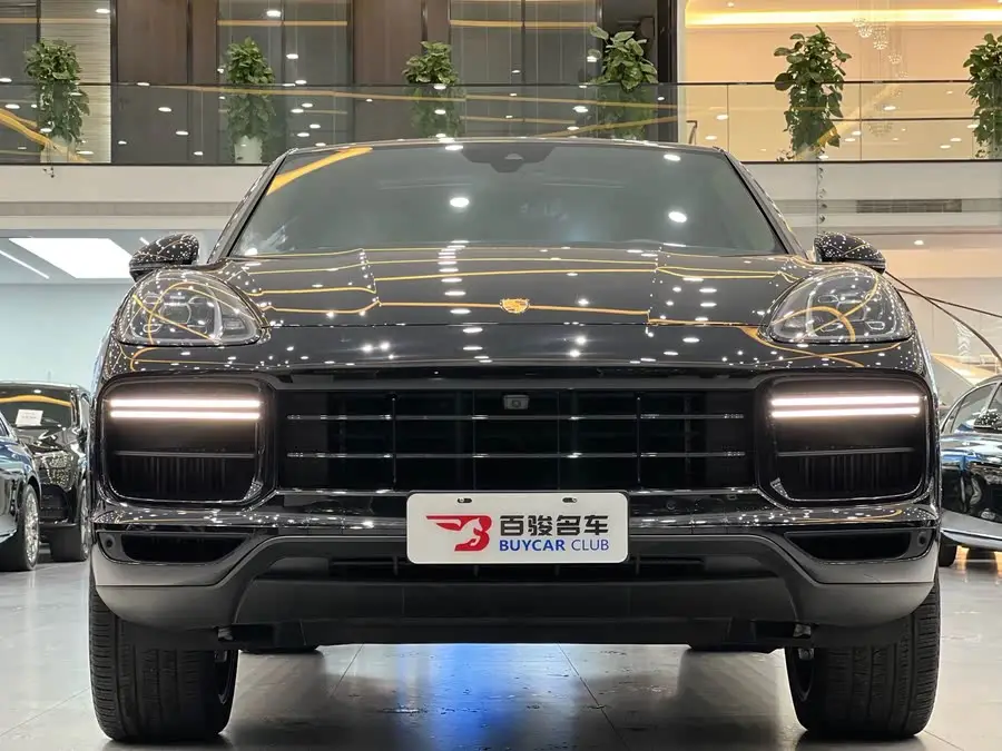 2019 Porsche Cayenne Turbo Coupé 4.0T