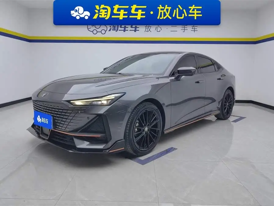 Changan UNI-V 2022 1.5T Sports Version