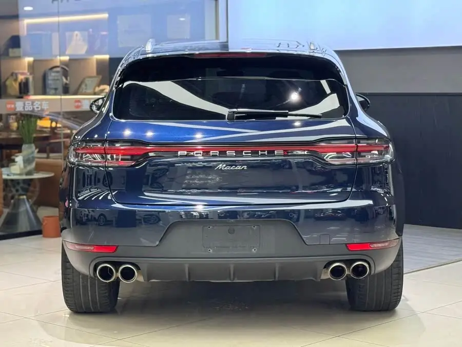2020 Macan 2.0T