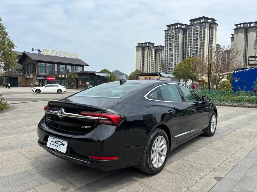 بيوك لاقروس 2022 552T فاخرة