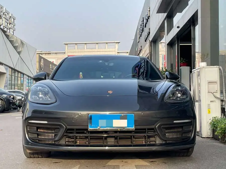 2022 Panamera 4 Executive Platinum Edition 2.9T