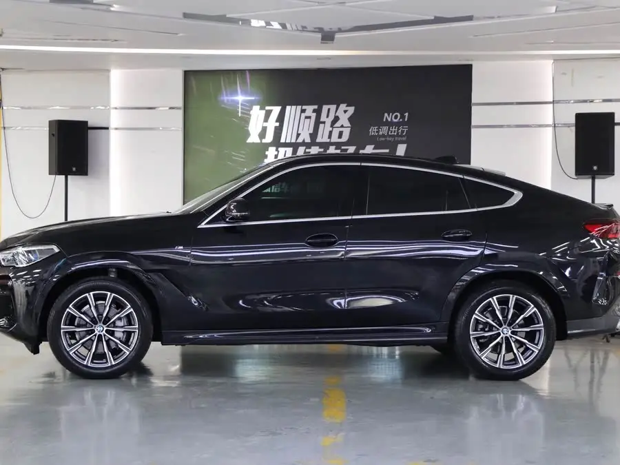 بي إم دبليو X6 2022 xDrive40i حزمة M الرياضية