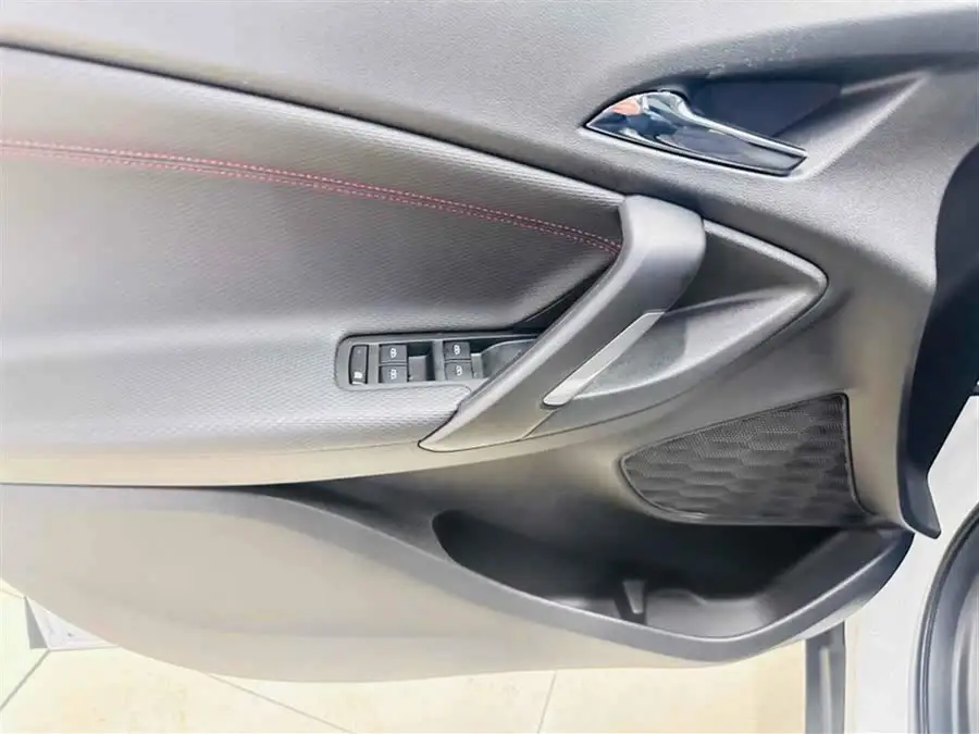 2021 Chevrolet Tracker Redline 335T CVT Extreme Version National VI