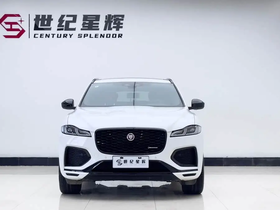 Jaguar F-PACE 2024 P250 R-Dynamic SE