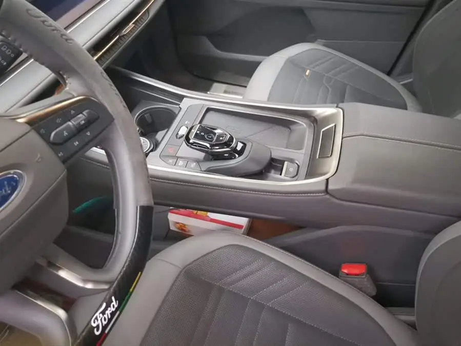 2023 Ford Edge Edge L 2.0T EcoBoost E Hybrid AWD Seven-Seater Supreme