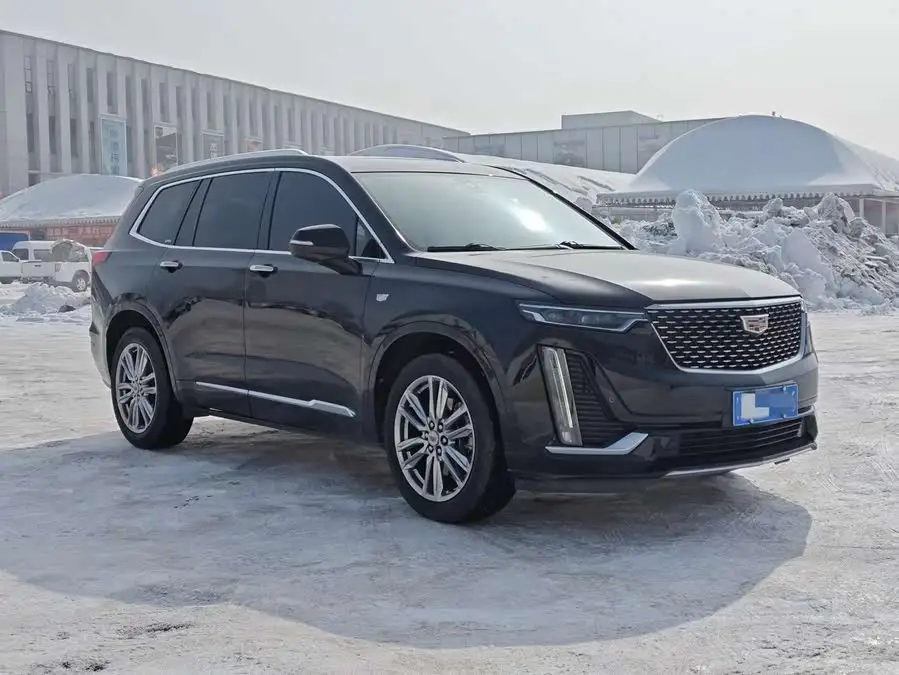 كاديلاك XT6 2021 28T فاخرة ذات 6 مقاعد ودفع رباعي