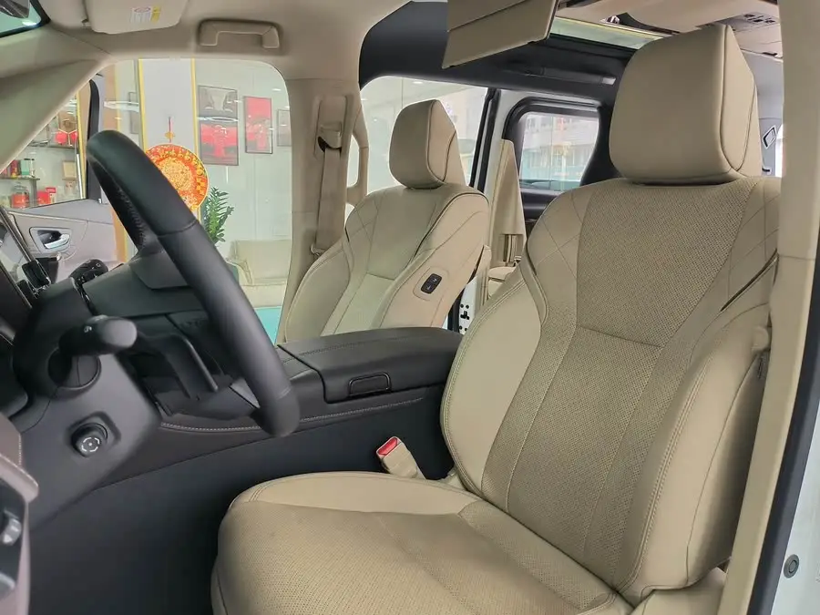 ألفارد 2024 هجينة 2.5L إصدار متميز