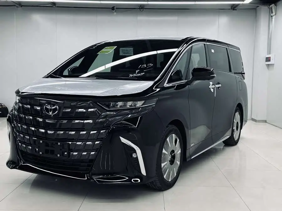 ألفارد 2024 بمحرك مزدوج 2.5 لتر إصدار بريميوم