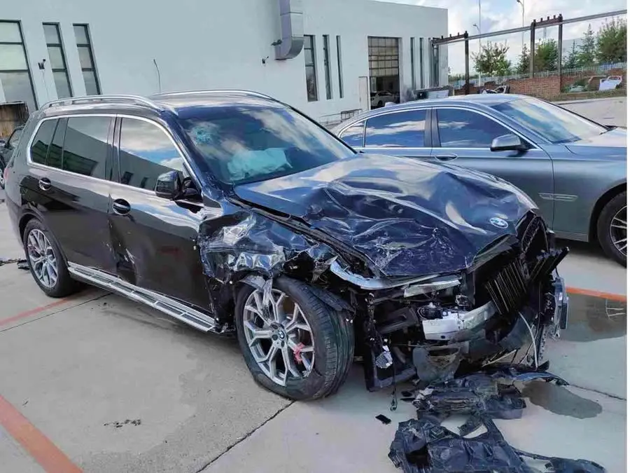 BMW X7 2020 xDrive40i Luxury Package