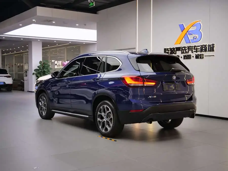 بي إم دبليو X1 2020 sDrive25Li النسخة الرائدة