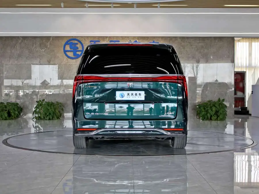 نسخة خاصة من قرن 2023 2.0T بأربعة مقاعد