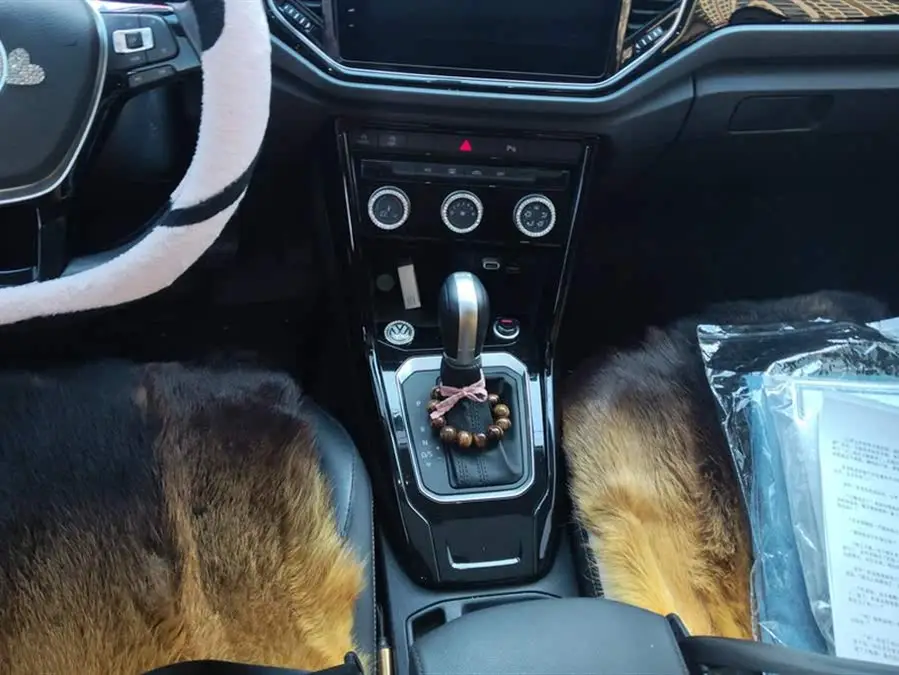 T-ROC 2022 طراز 280TSI DSG دفع ثنائي راحة PLUS