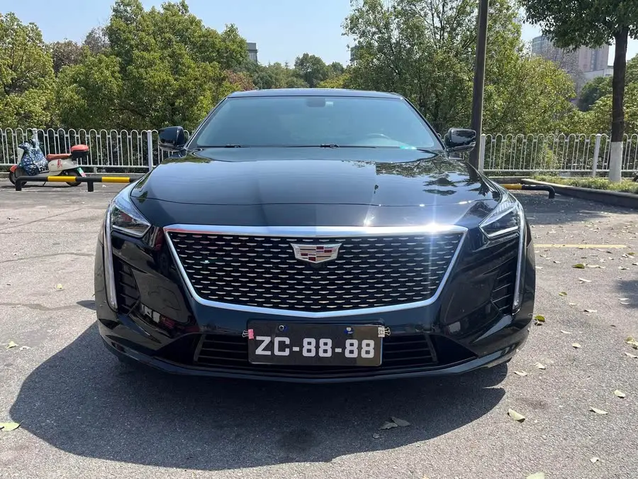 كاديلاك CT6 2021 28T النخبة