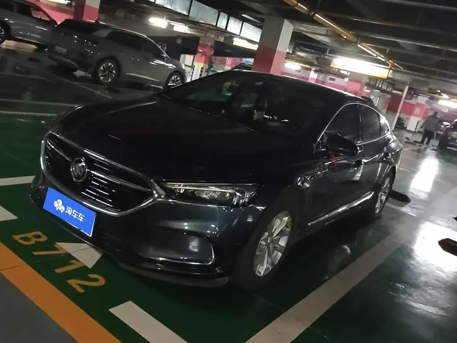 بايك لاكروس 2021 552T الفاخرة