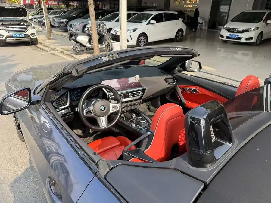 بي إم دبليو Z4 2019 sDrive 25i حزمة رياضية M