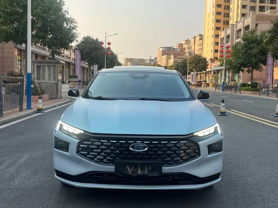 2022 Ford Mondeo EcoBoost 245 Luxury