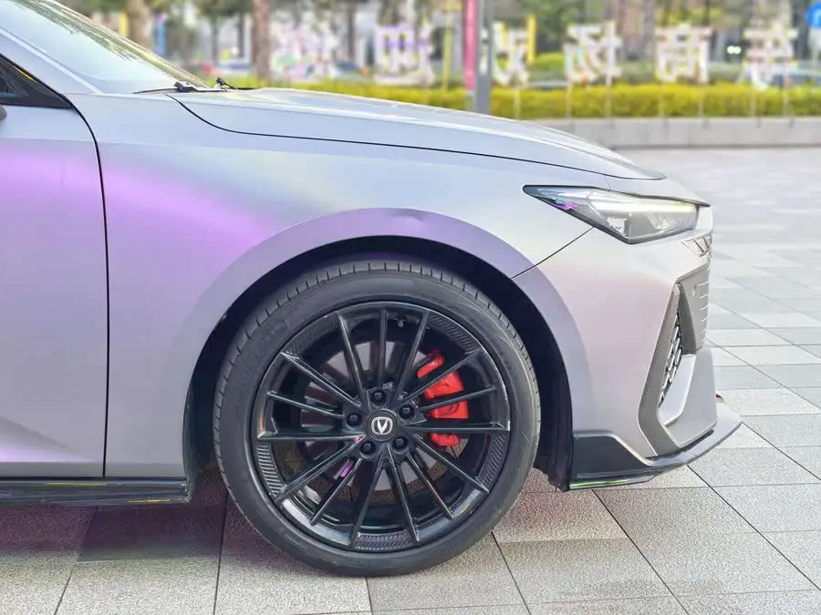 Changan UNI-V 2022 2.0T Leading Speed Edition