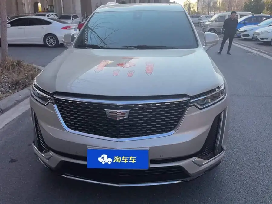 كاديلاك XT6 2022 2.0T فاخرة بنظام الدفع الرباعي لسبعة مقاعد